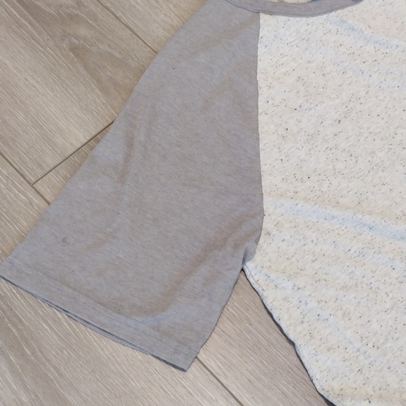 Carbon Gray and Green Short Sleeve Tee - Picture 7 of 14